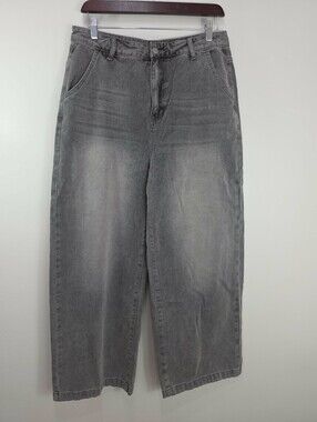 NWT Manfinity Women's High-Rise Straight Leg Jeans — Washed Gray